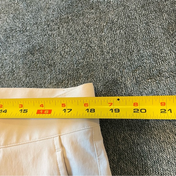 Lululemon Relaxed Tapered Trouser Classic White Pants Size 34 - Picture 7 of 11